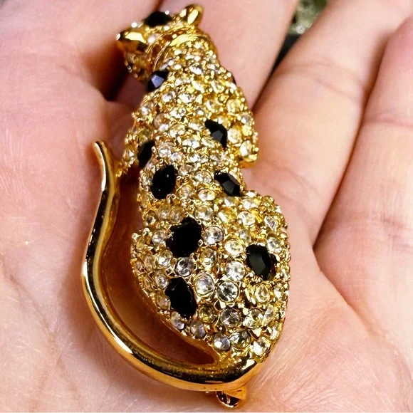 Giorgio Leopard Panther Gold Plated and Crystal Brooch/Pin - Picture 5 of 9